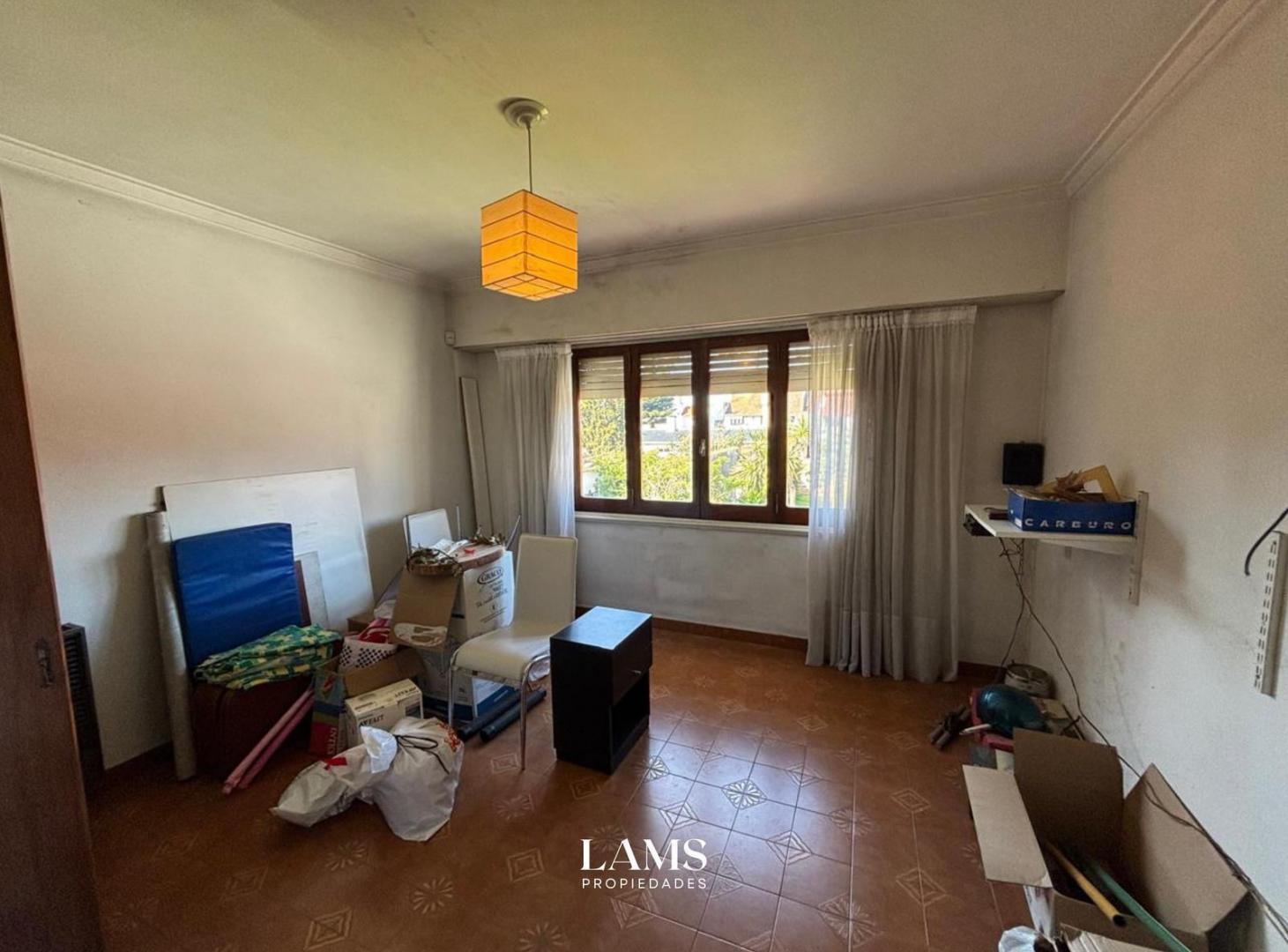 Foto de VENTA chalet 5 ambientes - Barrio Villa primera, imagen 4