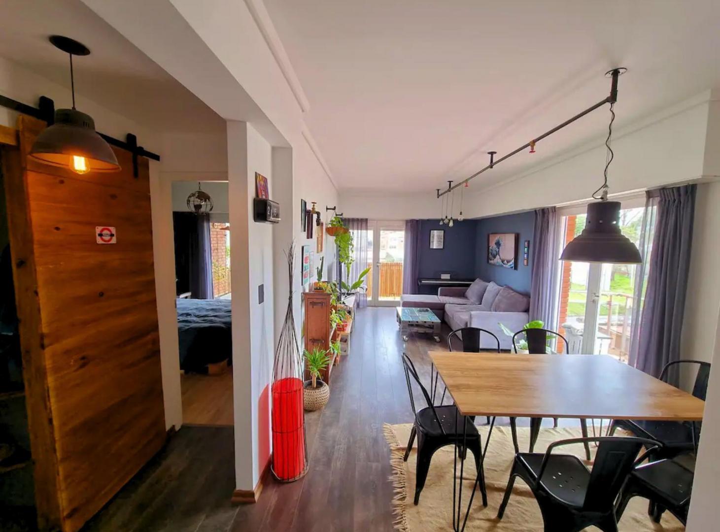 Foto de Departamento 2 ambientes con balcón al frente - En Venta - Playa Grande, imagen 1