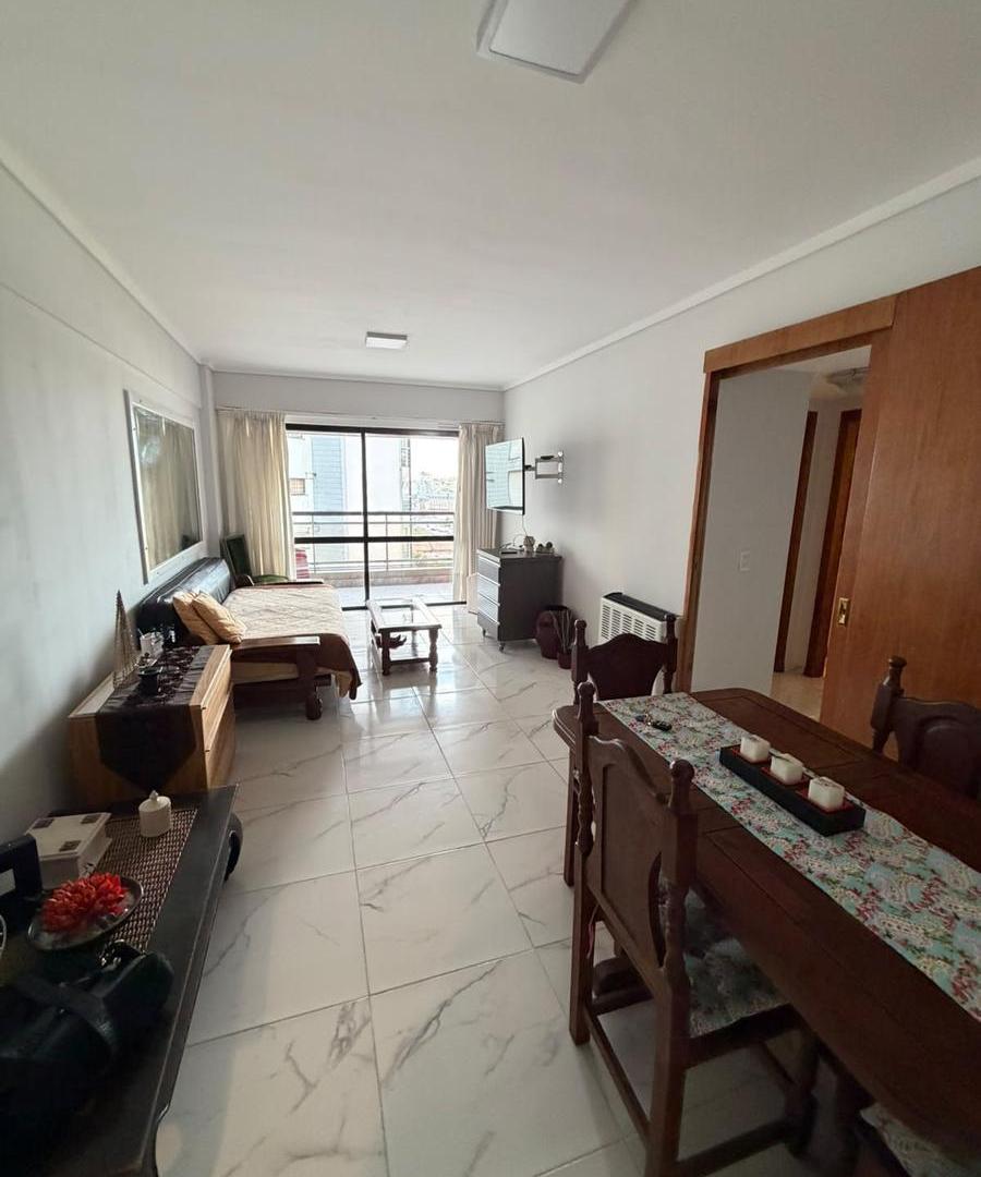 Foto de Alquiler temporario 25/26 - Departamento 2 ambientes con cochera, imagen 1