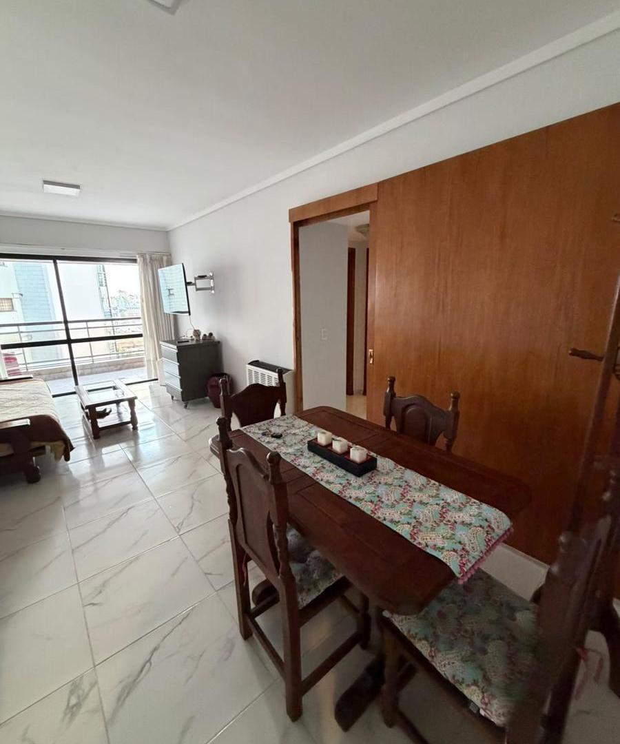 Foto de Alquiler temporario 25/26 - Departamento 2 ambientes con cochera, imagen 4