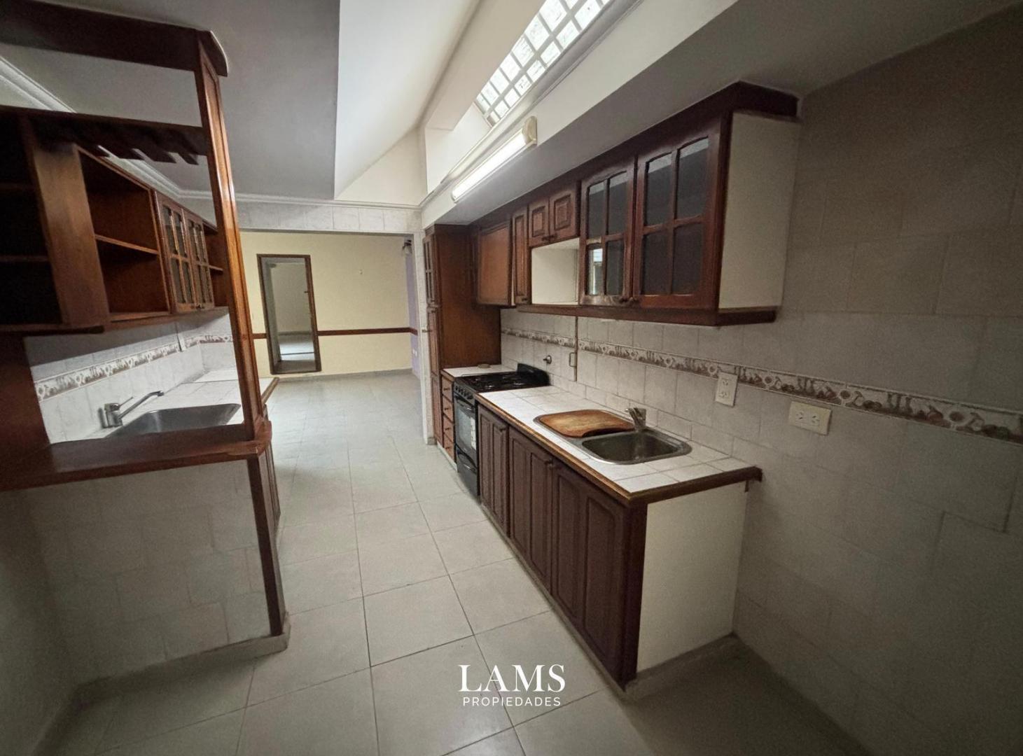 Foto de Casa EN VENTA - Barrio San Carlos, imagen 5