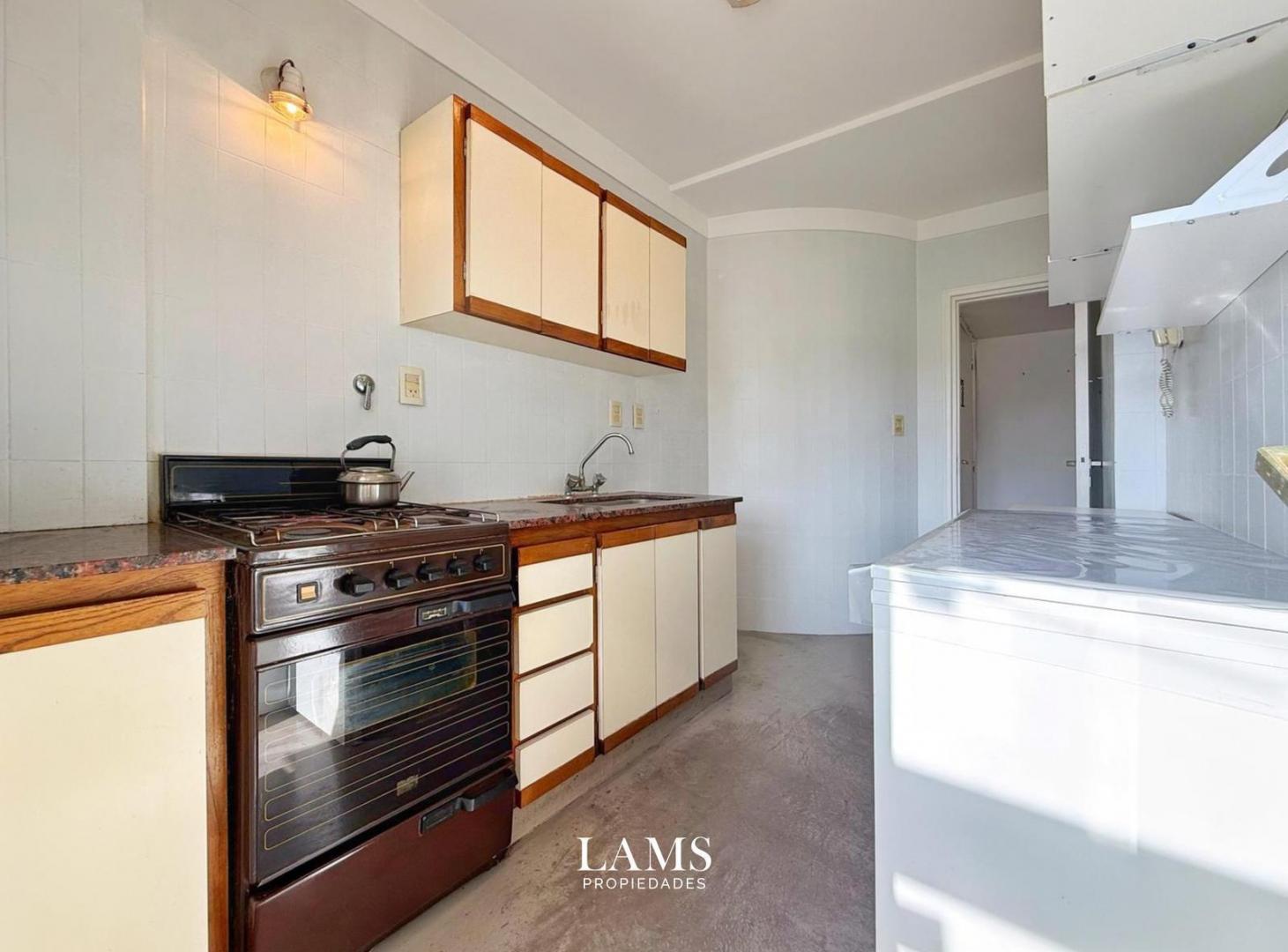 Foto de Departamento en VENTA 2 ambientes - Zona Chauvin, imagen 3