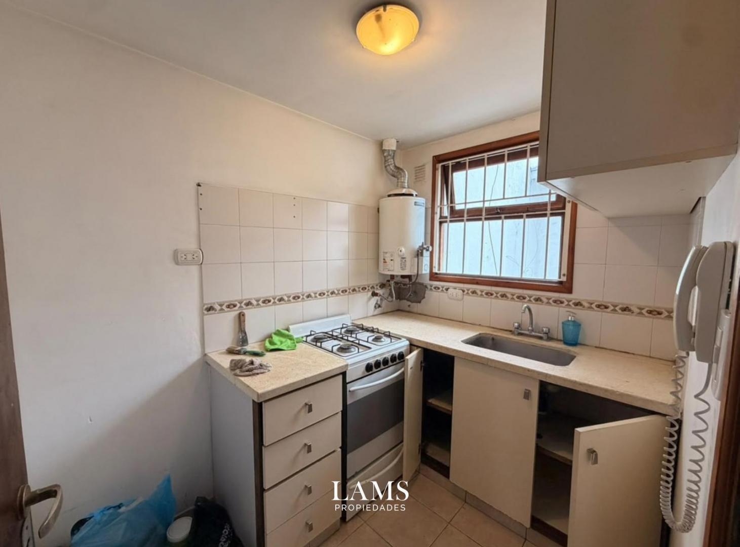 Foto de ALQUILER PH 2 ambientes planta alta - Barrio Primera Junta, imagen 4