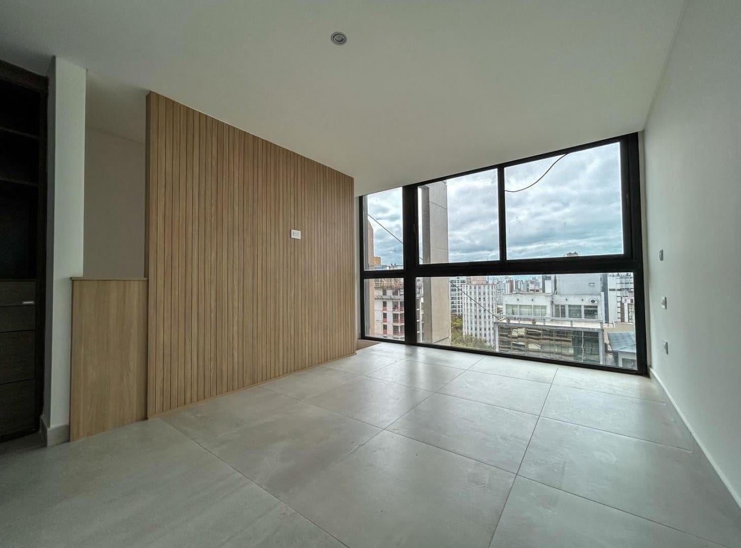 Foto de Venta - Dúplex 2 ambientes a estrenar con balcón y cochera - Zona Plaza, imagen 5