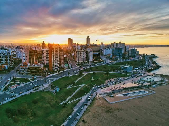 Foto de Terreno en venta – PLAYA CHAPADMALAL - Primera linea de mar, imagen 2