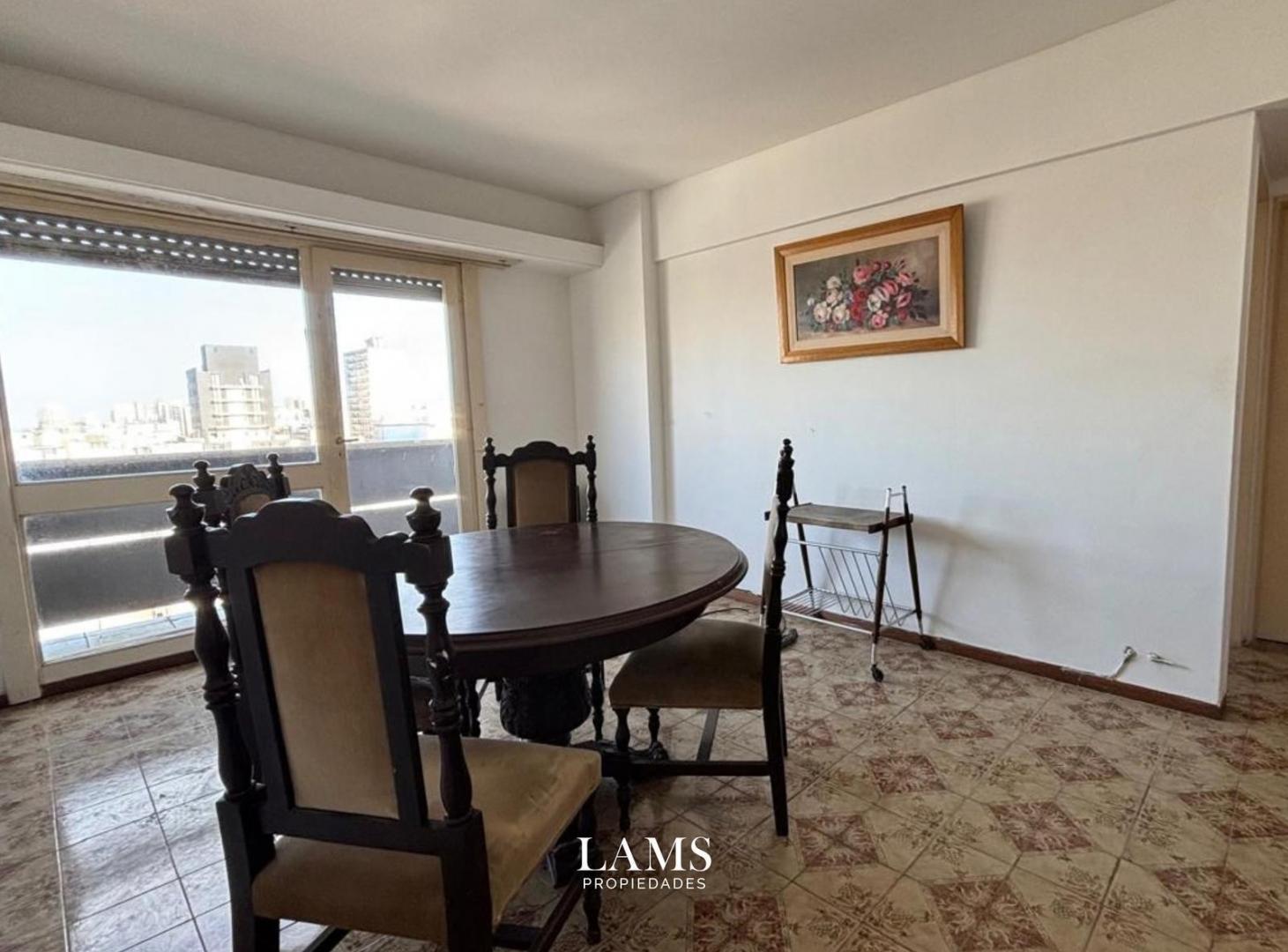 Foto de Alquiler departamento 2 ambientes con balcón - Zona Centro, imagen 2