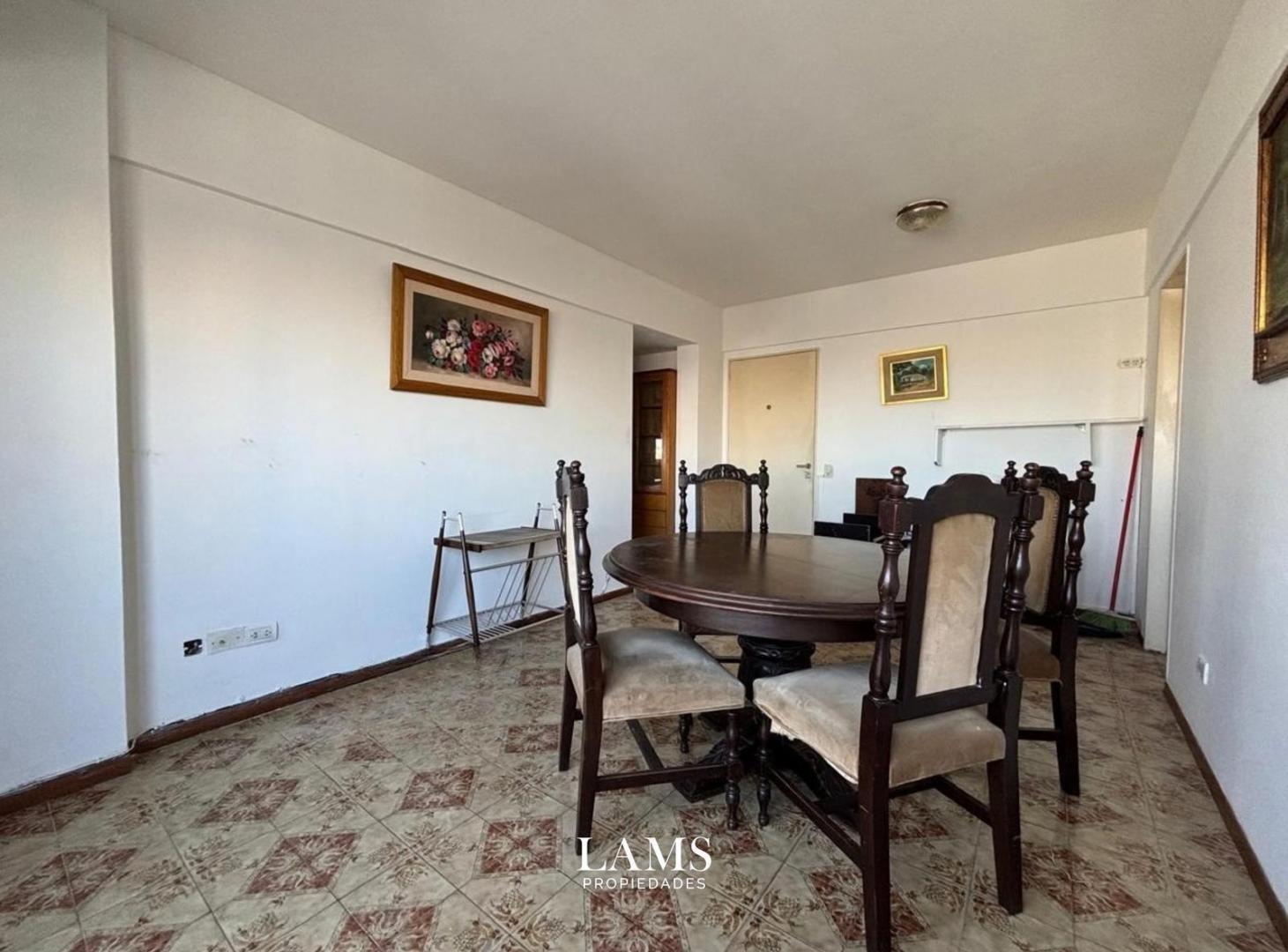 Foto de Alquiler departamento 2 ambientes con balcón - Zona Centro, imagen 3