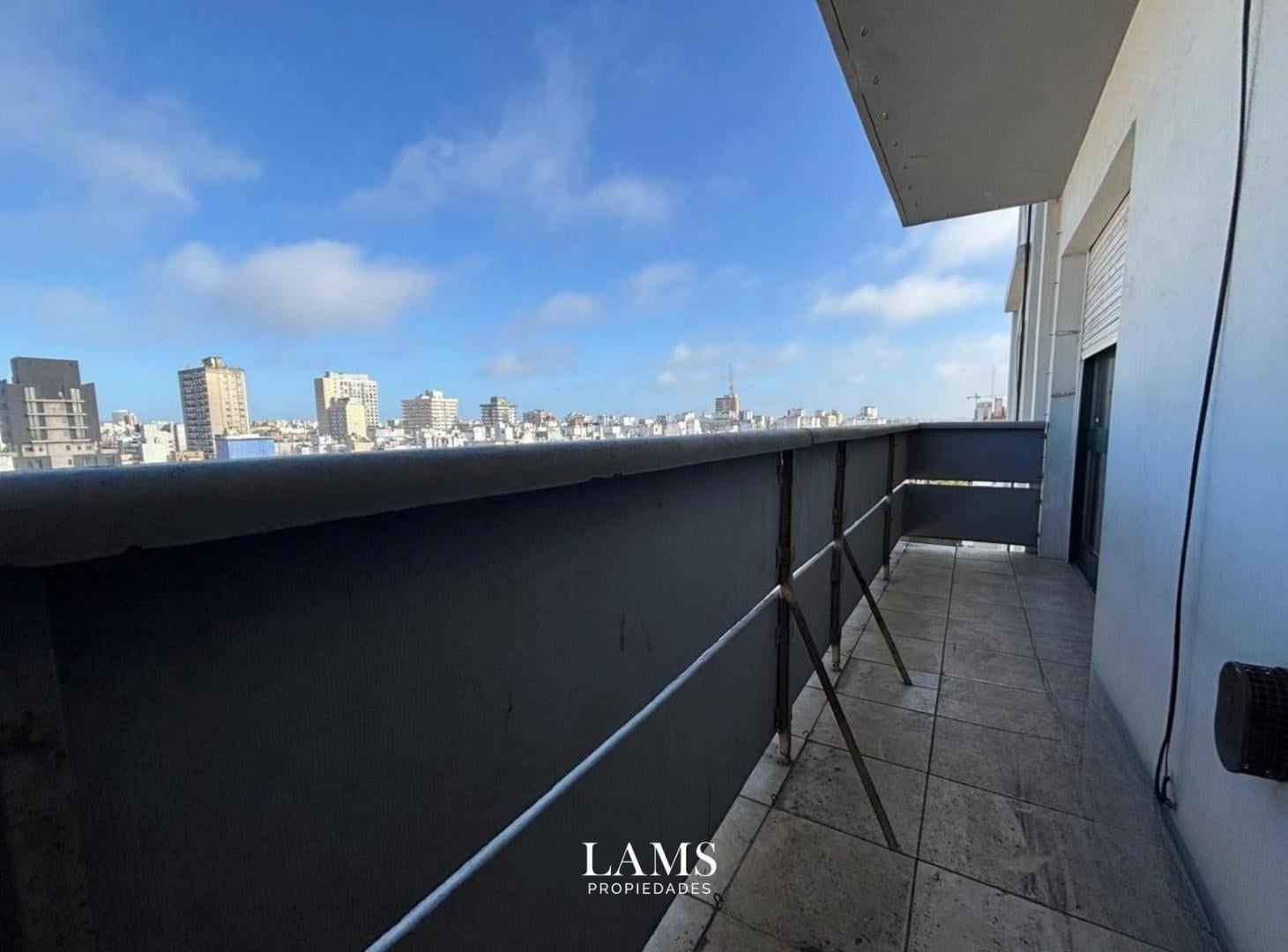 Foto de Alquiler departamento 2 ambientes con balcón - Zona Centro, imagen 5