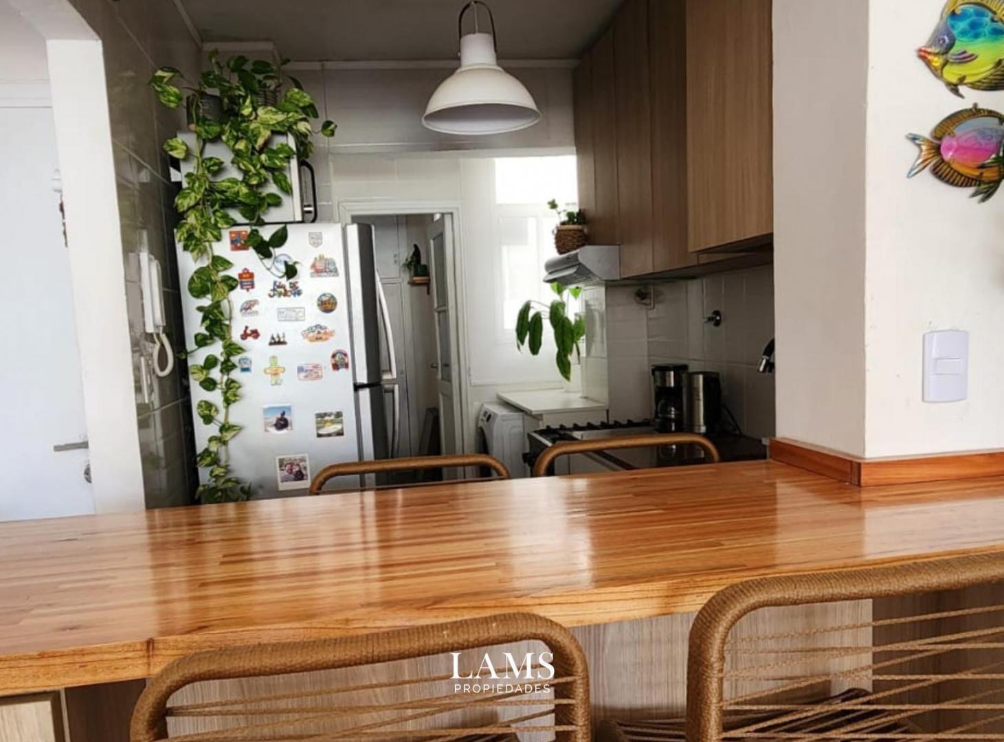 Foto de Departamento tres ambientes con dependencia reciclado en venta - zona, imagen 3