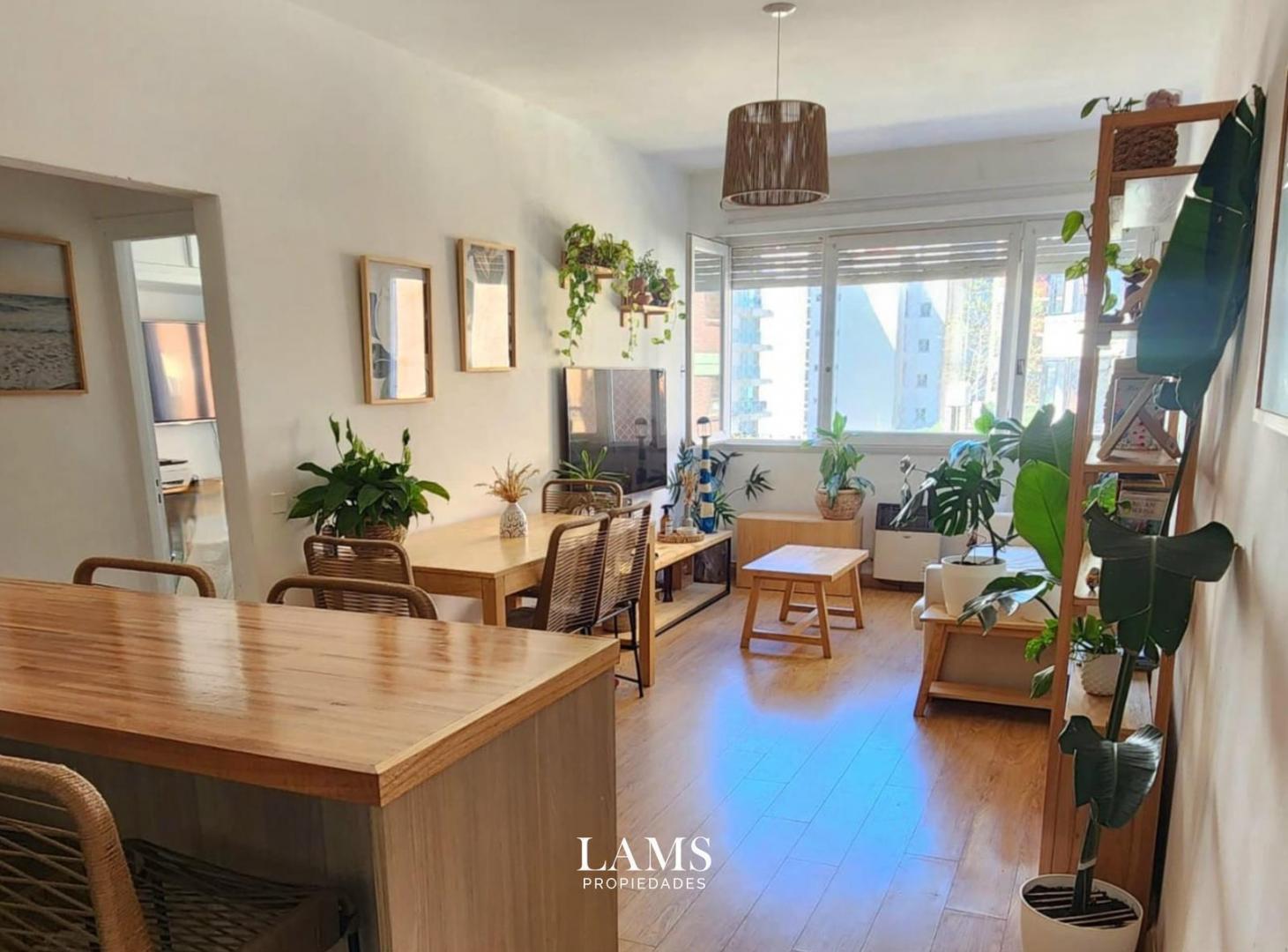 Foto de Departamento tres ambientes con dependencia reciclado en venta - zona, imagen 4