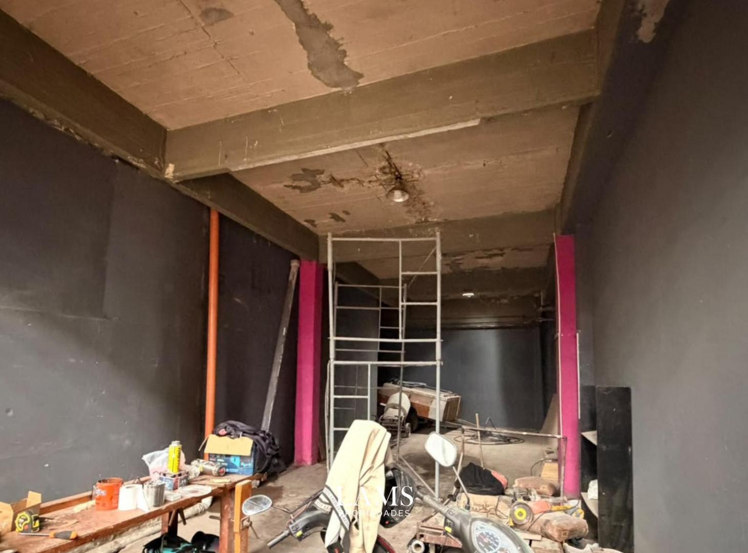 Foto de Galpón de 600m2 al frente en alquiler - zona Las Avenidas., imagen 5