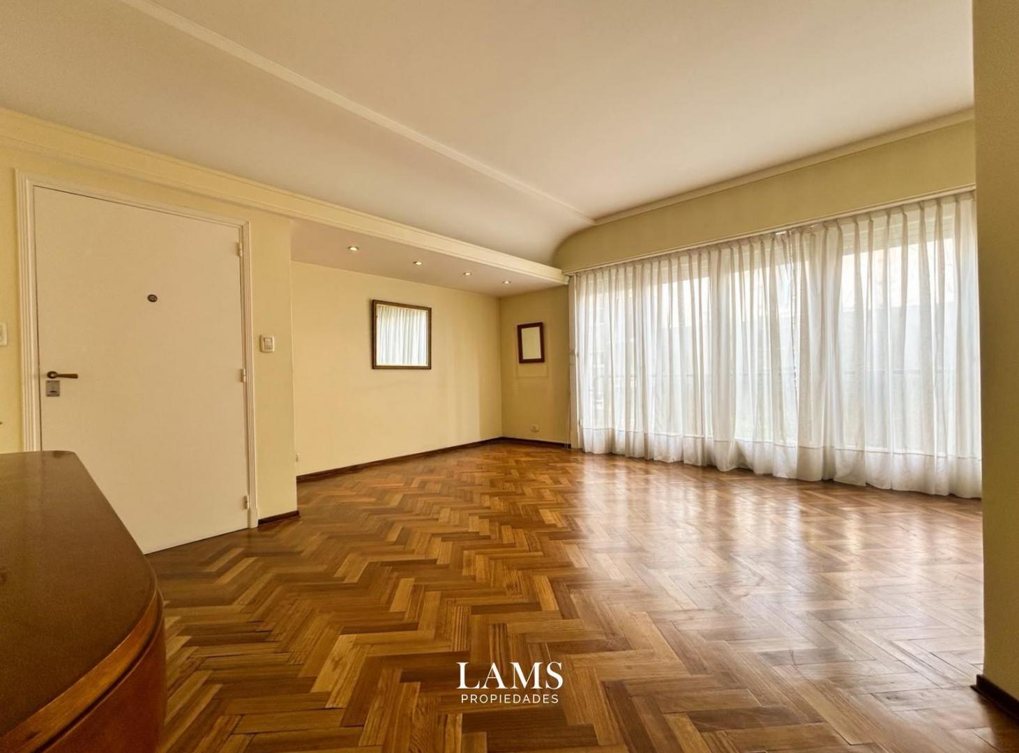Foto de Departamento 3 ambientes en venta con dependencia - Zona Aldrey., imagen 2