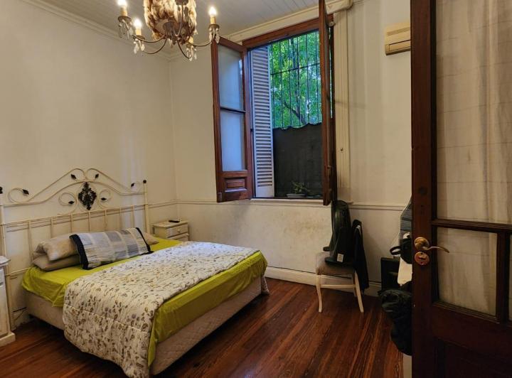 Casa Lote Propio - Reciclada a nuevo - SUBTE "E" 5