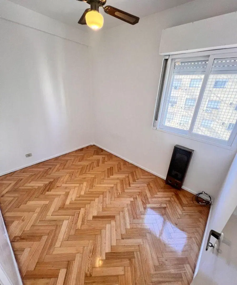 Departamento de 3 Dorm. con Balcón a Una Cuadra del Subte. 5