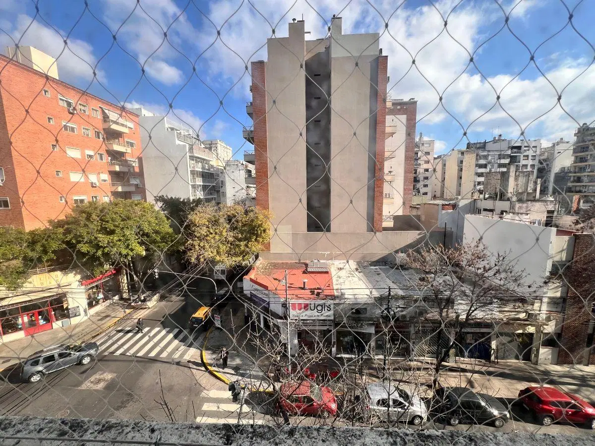 2 ambientes en alquiler - al frente - Muy luminoso 4