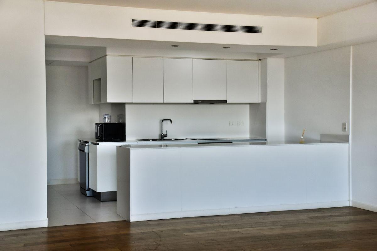 Foto de Piso de 3 Dorm. en Suite con 2 Cocheras Fijas, imagen 2