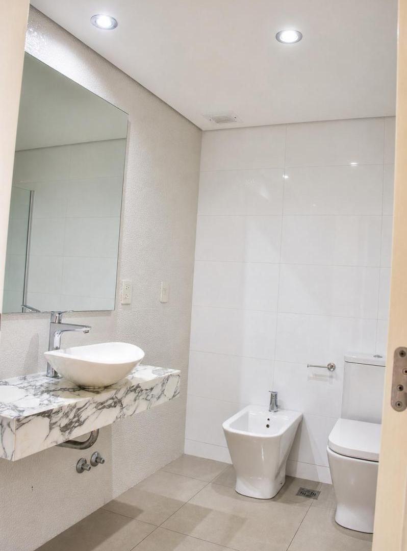 Foto de Piso de 3 Dorm. en Suite con 2 Cocheras Fijas, imagen 5