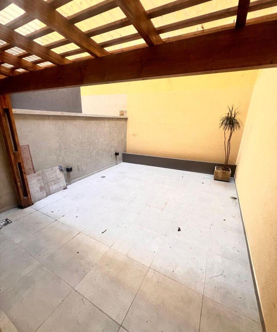 Foto de Hecho a Nuevo! con un Hermoso Patio - Monoambiente en Venta, imagen 4