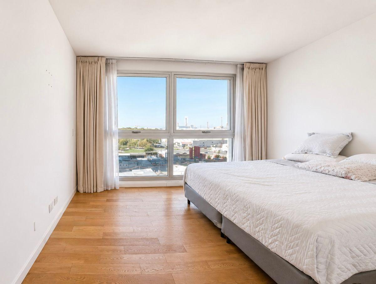 Foto de Piso de 3 Dorm. en Suite con 2 Cocheras Fijas, imagen 1