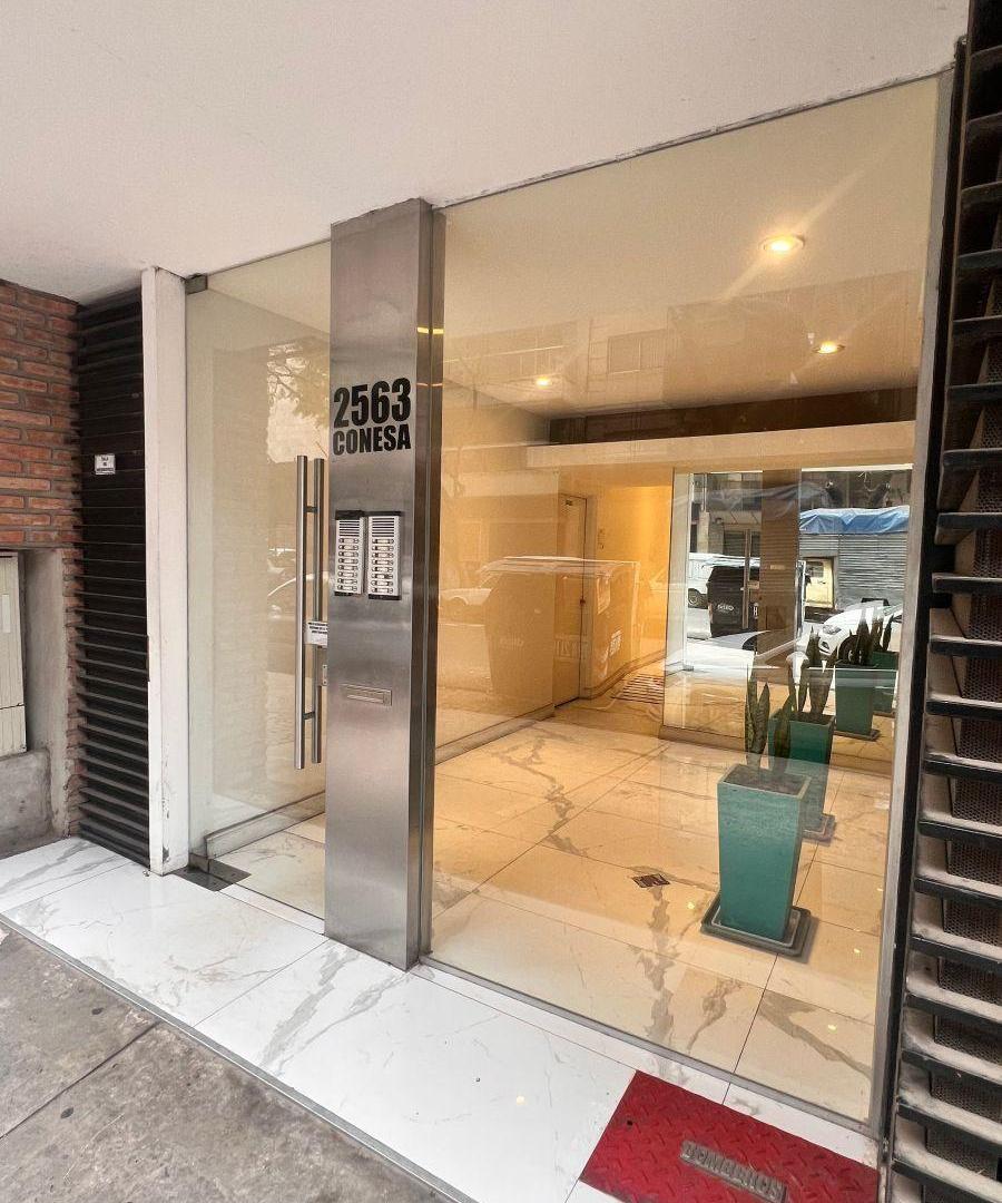 Foto de Dos Ambientes con Cochera Fija y Balcón - Edificio Moderno, imagen 5
