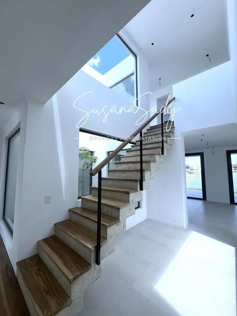 Casa Chalet  en Venta en Santa Ana, Villanueva, Tigre 5