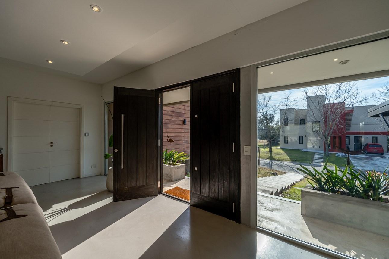 Foto de Casa en Venta en El Cazal, Escobar, G.B.A. Zona Norte, imagen 1
