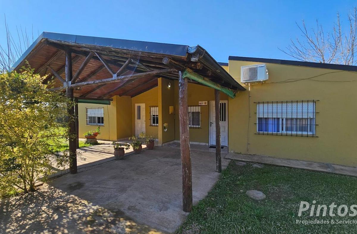 Duplex Sobre Calle Brovatti, a Escasos Minutos del Centro de Colon. 5