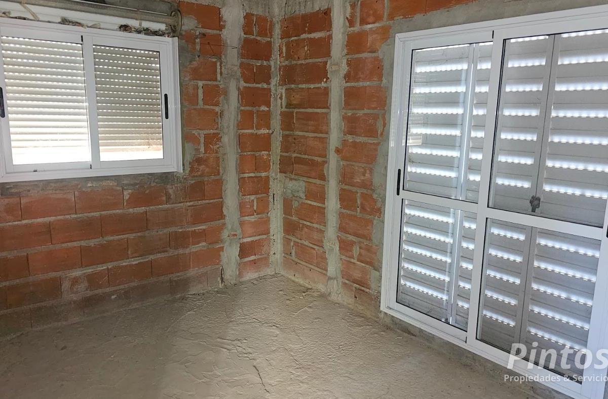Foto de Casa a terminar sobre calle Constitución, casi 2 de Abril. SAN JOSE, imagen 2