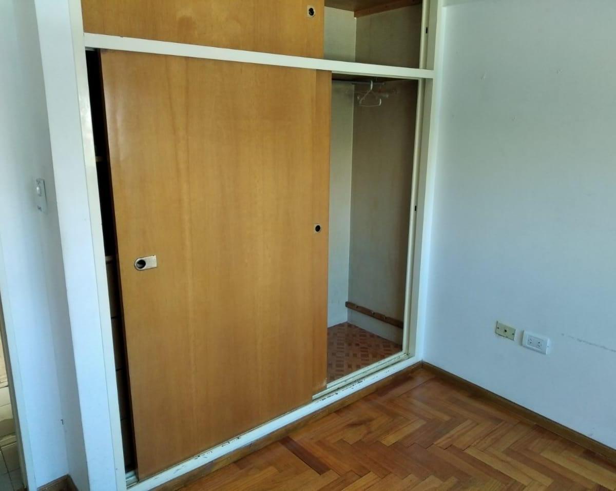 Departamento 3 Ambientes Al Frente con Balcón 1