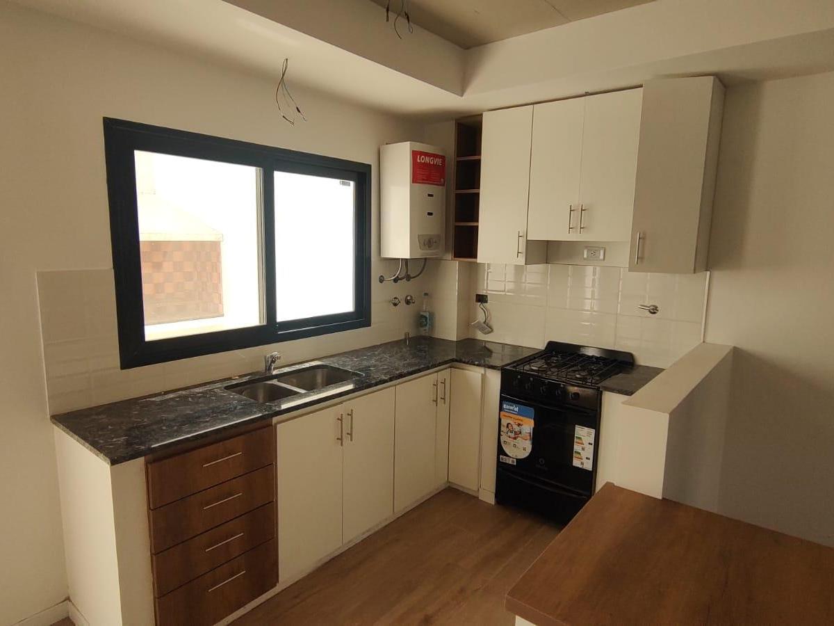 Foto de Tipo Casa 3 Ambientes Entrada indep. a Estrenar dos Baños, Patio y, imagen 4