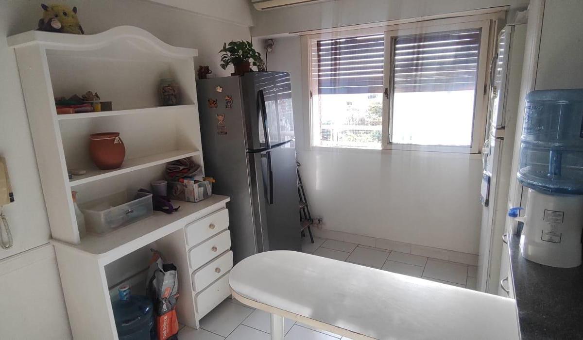 Foto de Departamento 3 Ambientes en Edificio con Balcon al Frente Cochera y, imagen 3