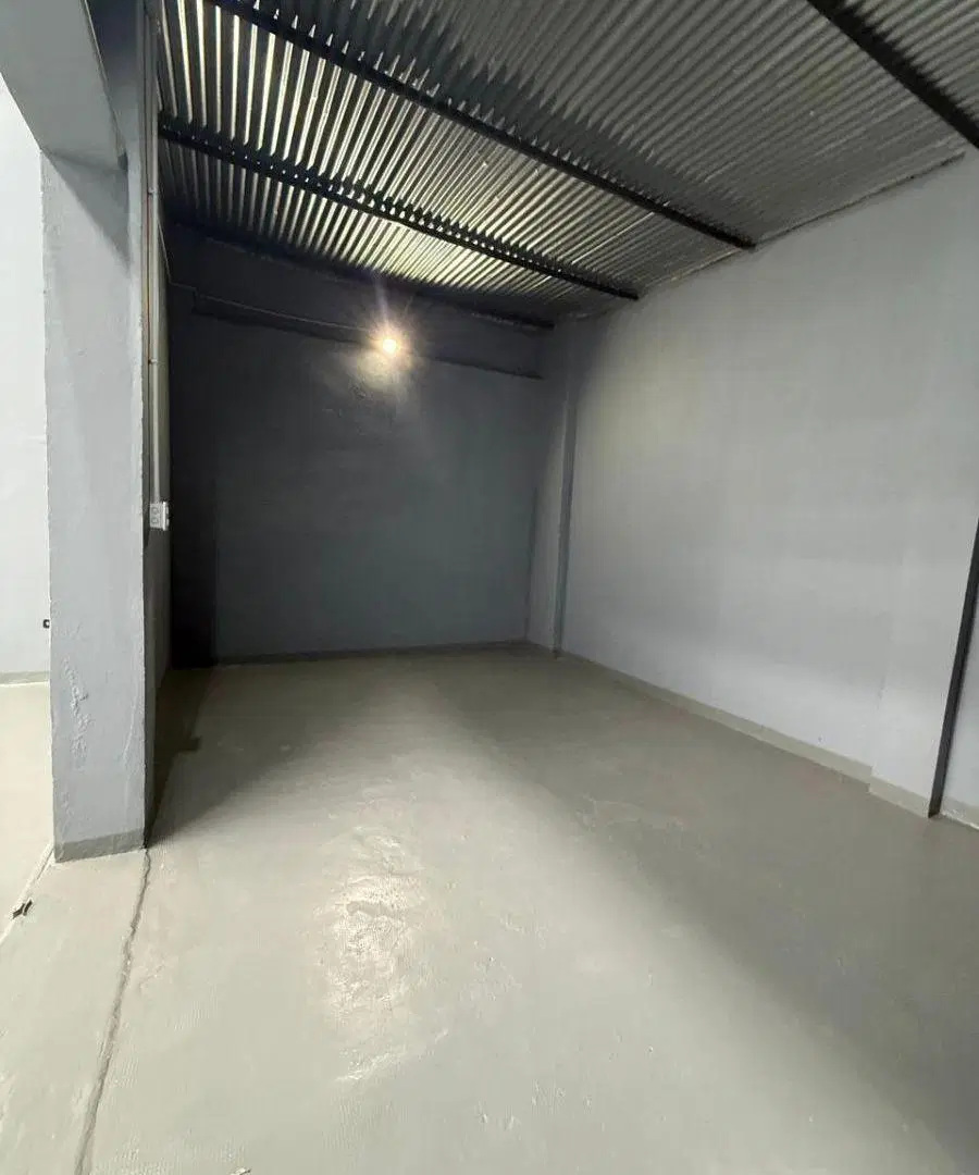 Galpon en Lote Propio de 8,66 x 30mts Completamente Refaccionado a Nuevo Entrada de Camion 4