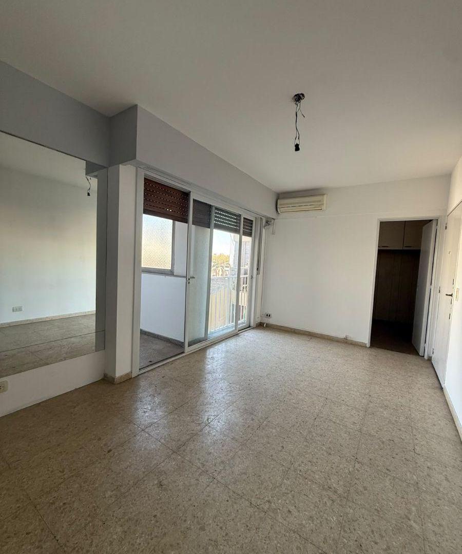 Foto de Departamento de 2 Ambientes en Edificio con Vista Lateral muy Luminoso, imagen 5