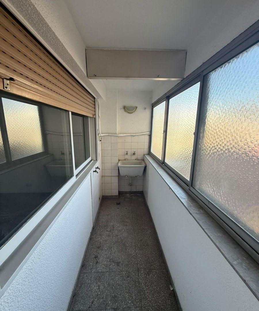 Foto de Departamento de 2 Ambientes en Edificio con Vista Lateral muy Luminoso, imagen 4