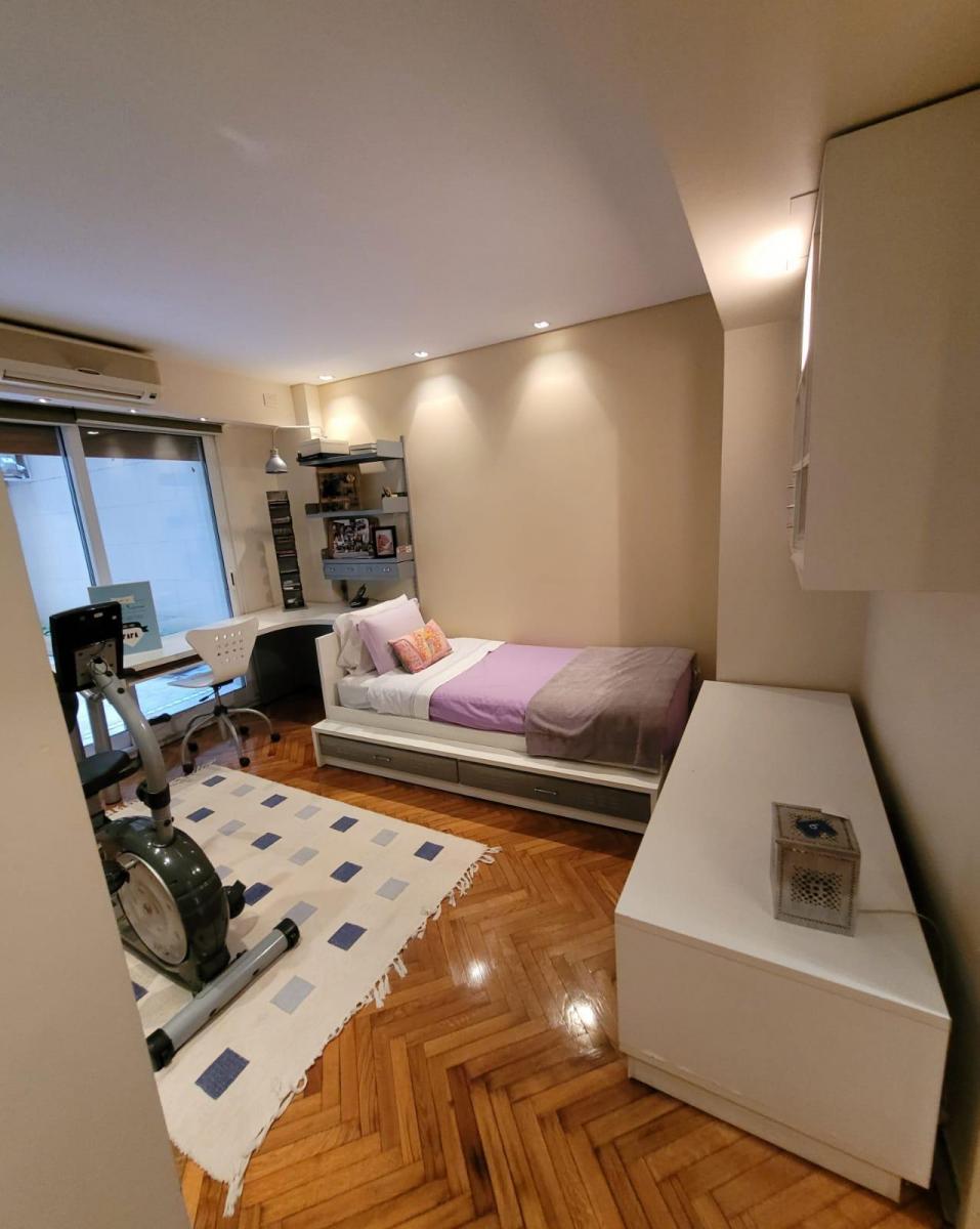 Venta Recoleta Sobre Avda Alvear - 8 Ambientes, Terrazas y Patios. Categoria 4