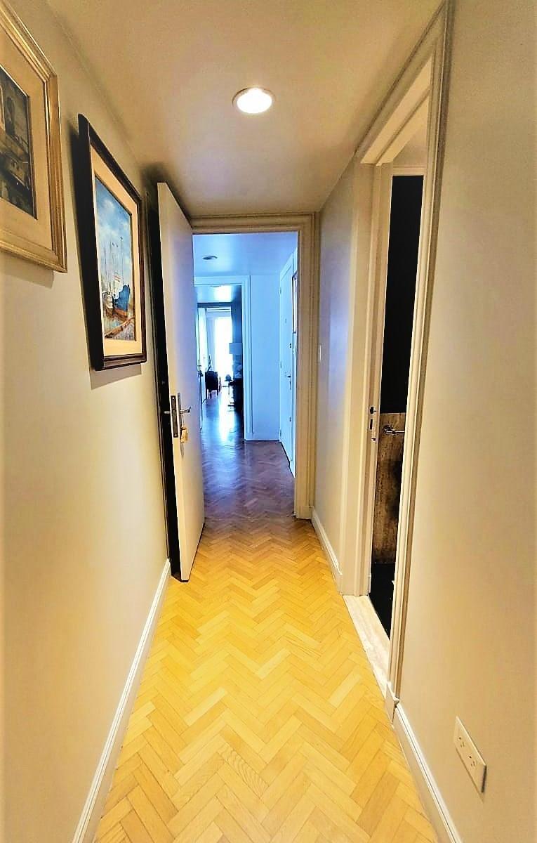 Alquiler y Venta Piso en Recoleta - 6 Ambientes - Categoría 3