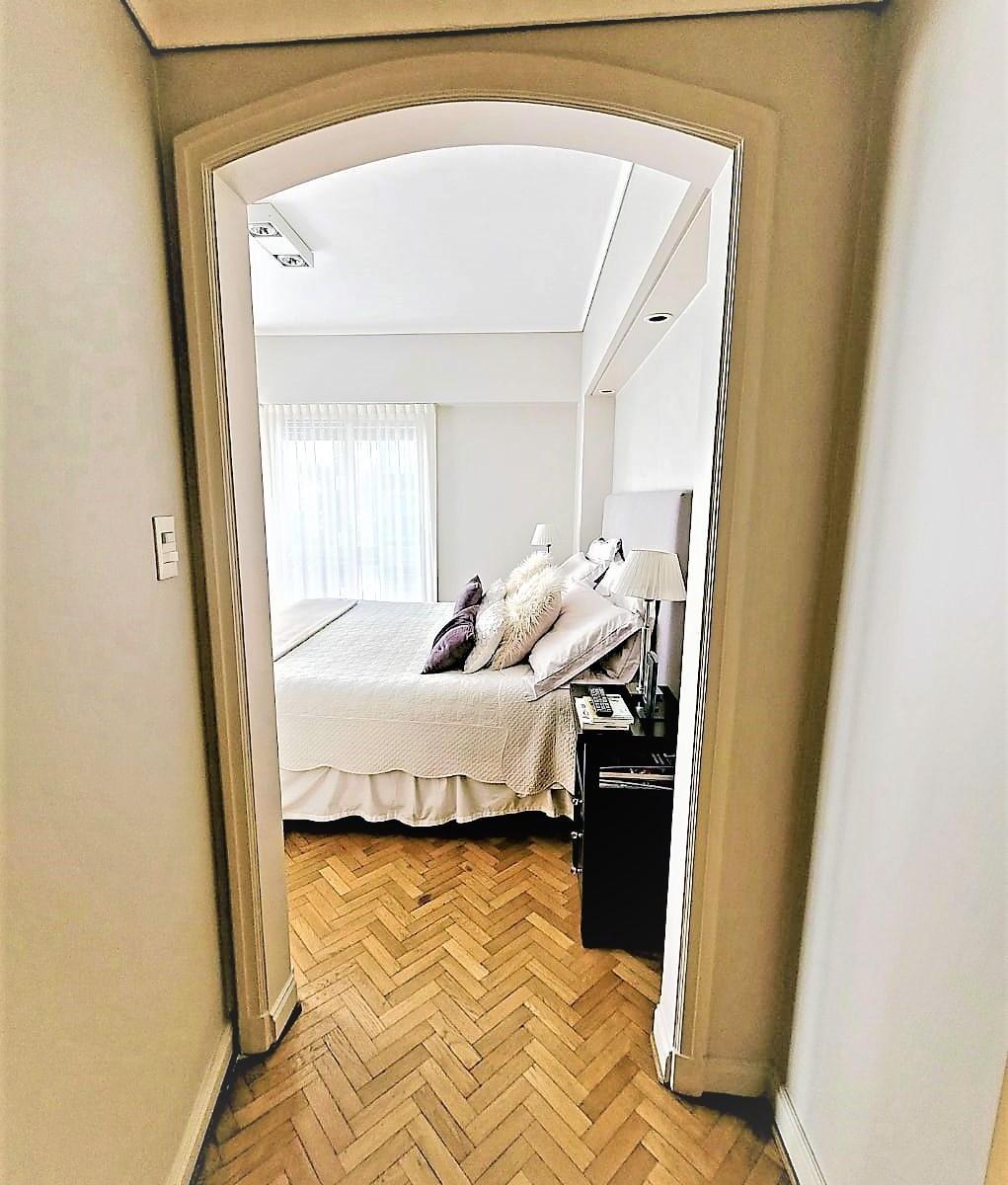 Alquiler y Venta Piso en Recoleta - 6 Ambientes - Categoría 2