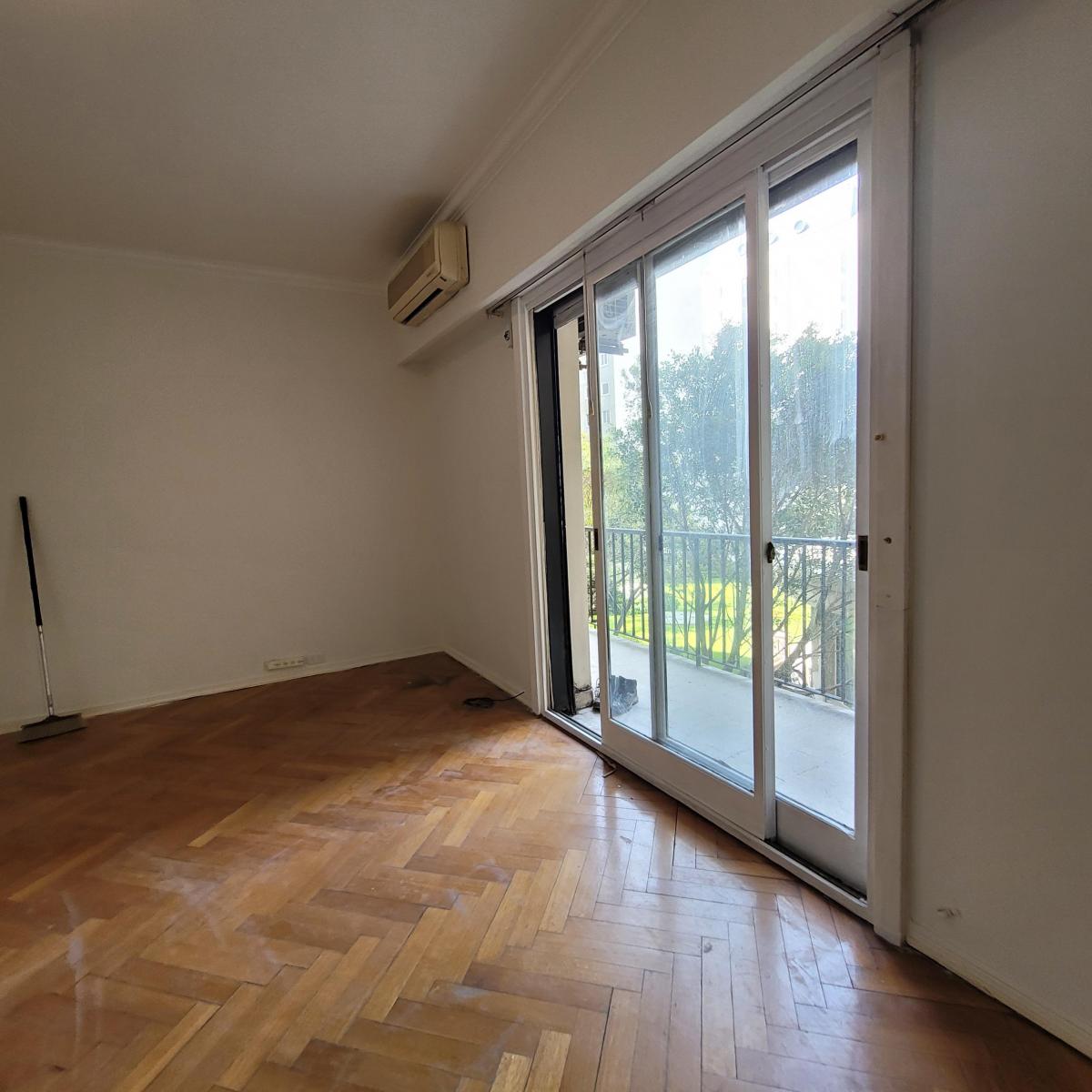 Venta Recoleta Piso a m de Plaza Pellegrini 5