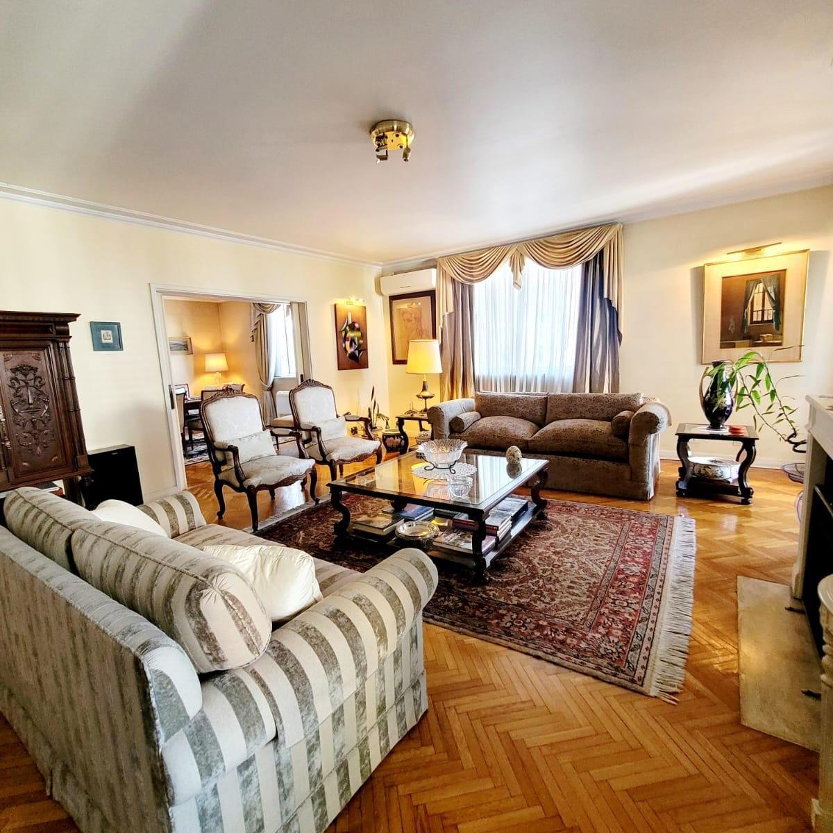 Venta Departamento en Recoleta Piso de 5 Ambientes 5