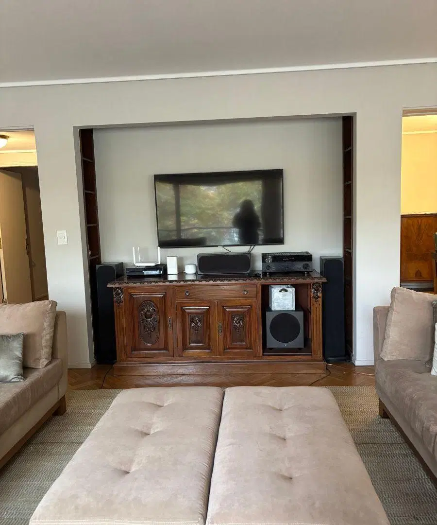 Venta- amplio piso con balcón en Belgrano 4