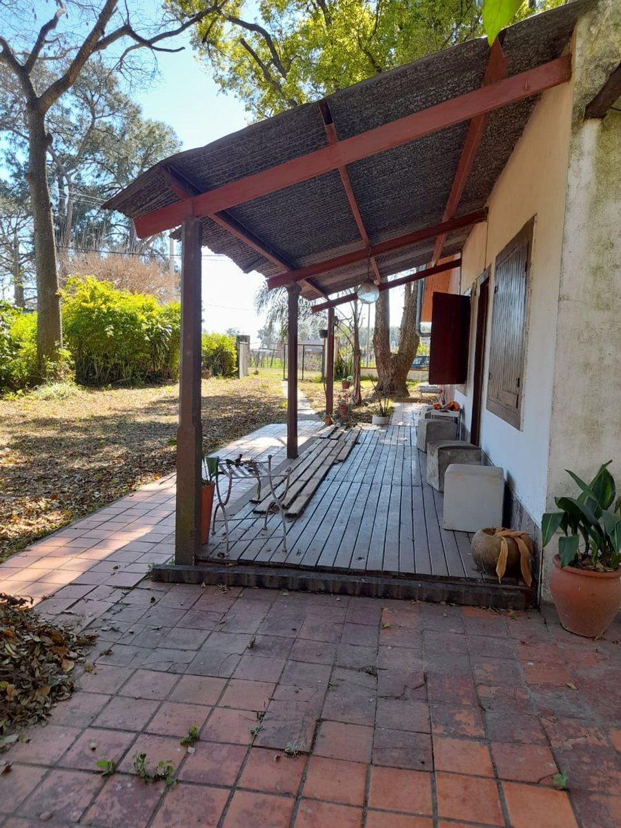 Venta Casa de Campo en Arroyo Leyes con Gran Lote 2