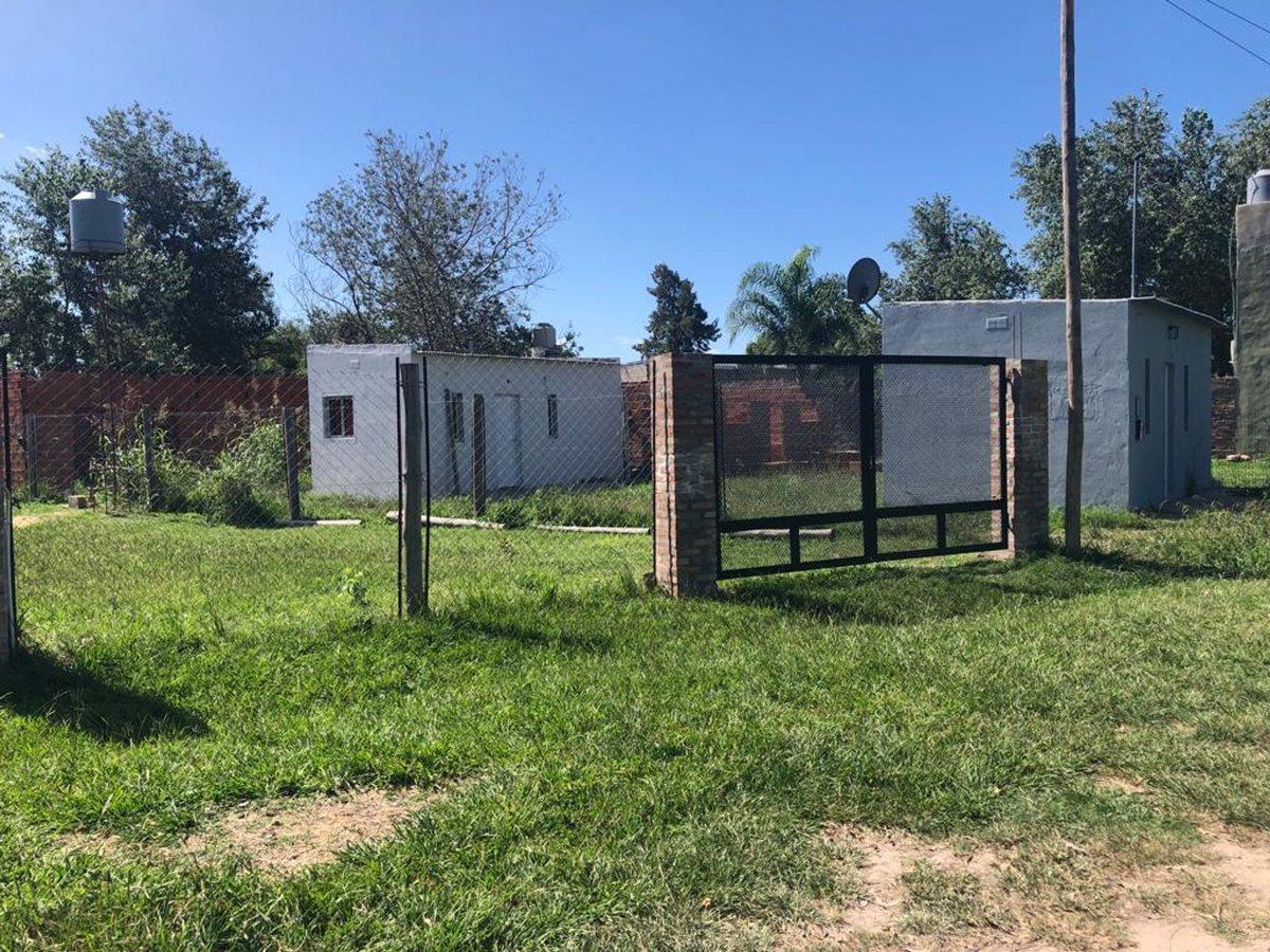 Venta Sauce Viejo - 2 Monoambientes y 1departamento 4