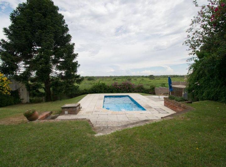 SE VENDE CASA QUINTA SOBRE EL RIO 4
