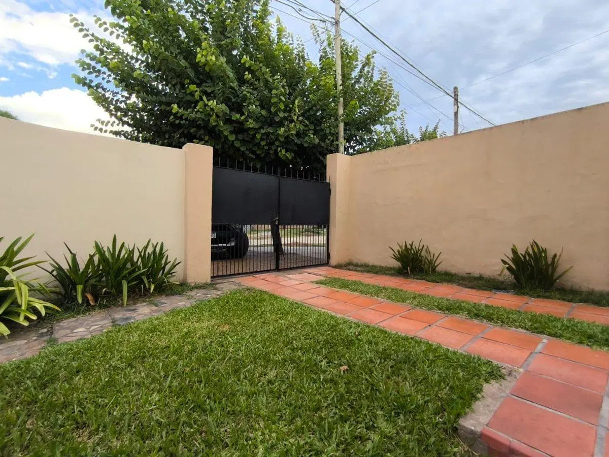 Se vende casa en Santo tome 3