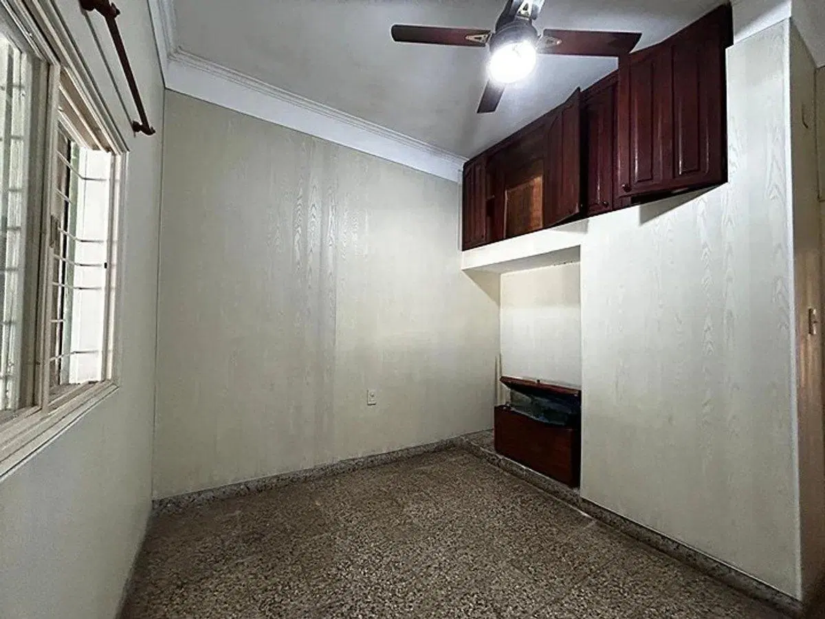 Uruguay 3845 - Santa Fe 5