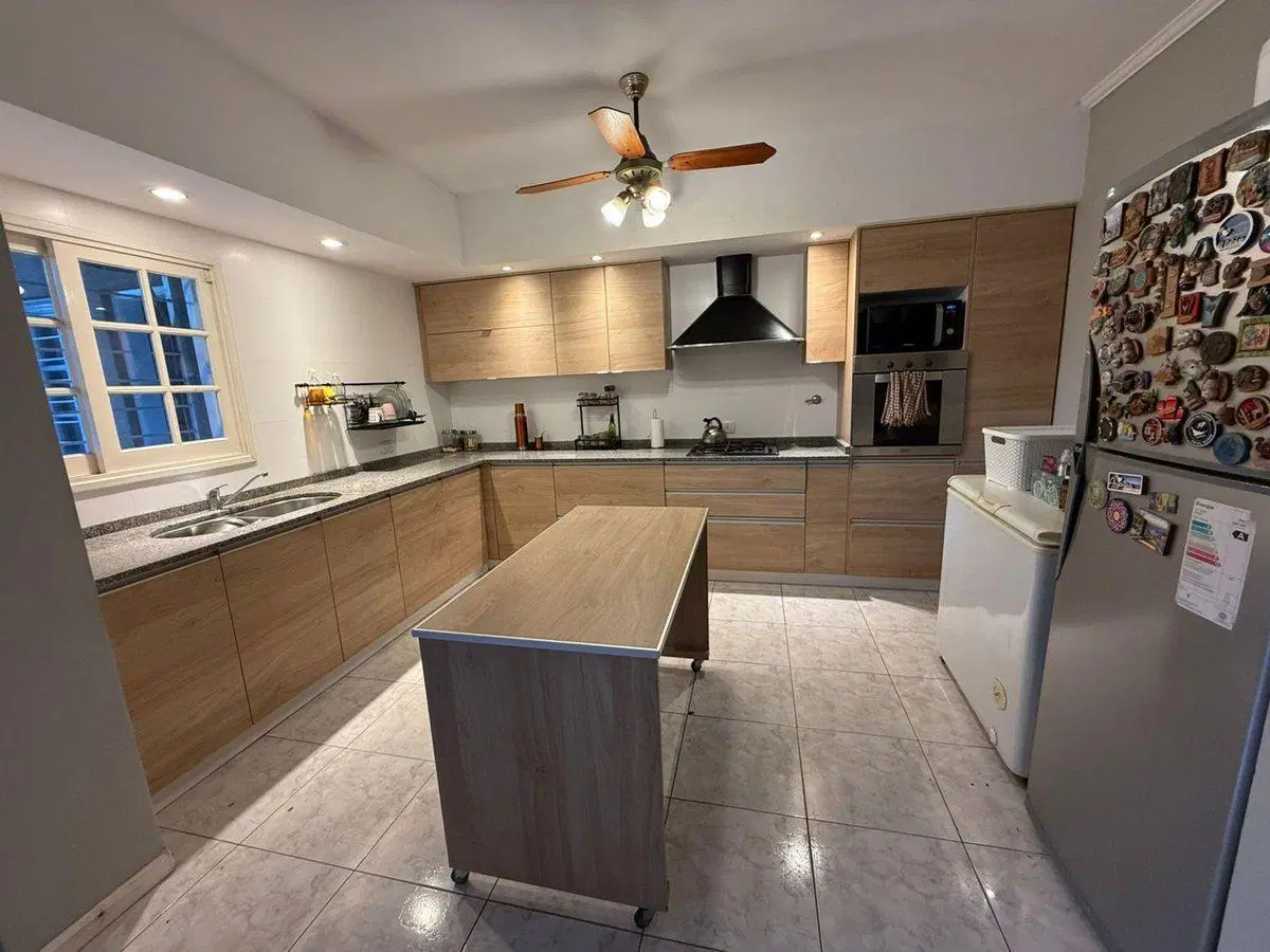 GRAN CASA EN VENTA EN 7 JEFES! 5