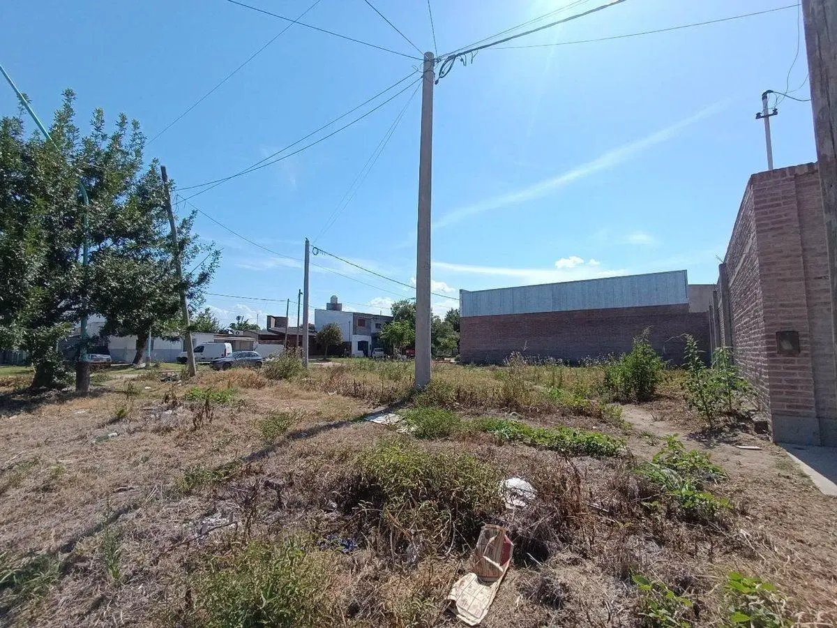 VENTA TERRENO EN ESQUINA 3