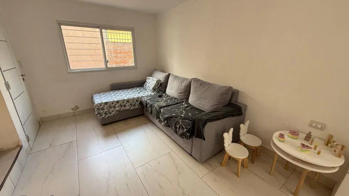 CASA INTERNA UNICA DE 3 DORM. EN COSTANERA 3