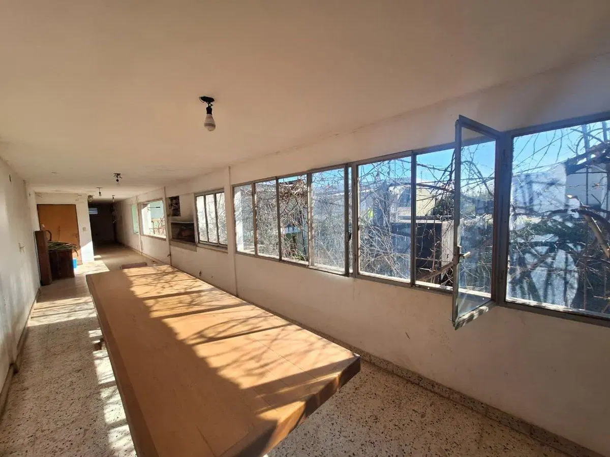 CASA ESTILO SUIZO C/GALPÓN, DEPTO Y OFICINAS 5