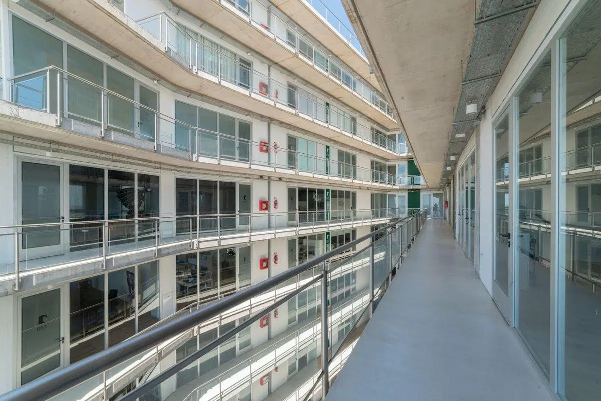 OFICINAS EN VENTA ETAPA II - RIO ARRIBA 4° PISO 2